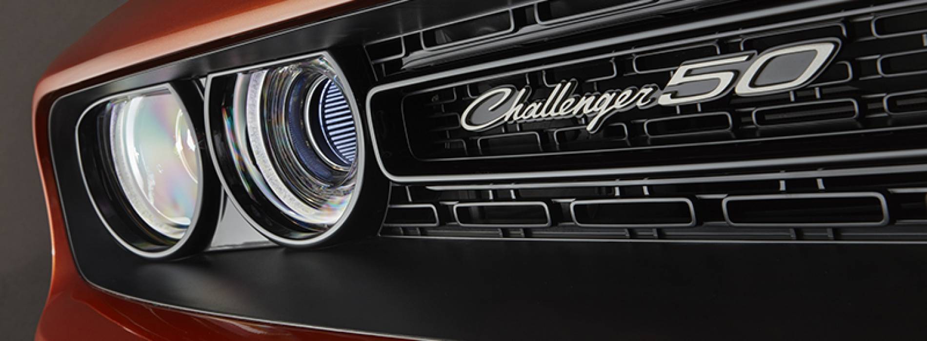 Dodge Challenger 2020 50º Aniversario – Gold Edition: ¡sin palabras!