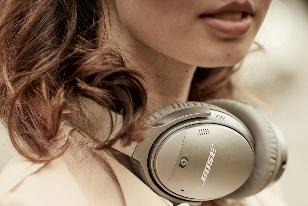 Bose QuietComfort 45: sonido de alta fidelidad, gran comodidad y capacidad para generar un impactante silencio thumbnail