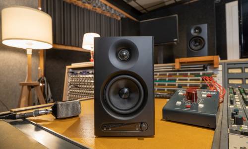 Vulkkano PRO4: por qué son el aliado perfecto para un home studio – Sus 10 claves