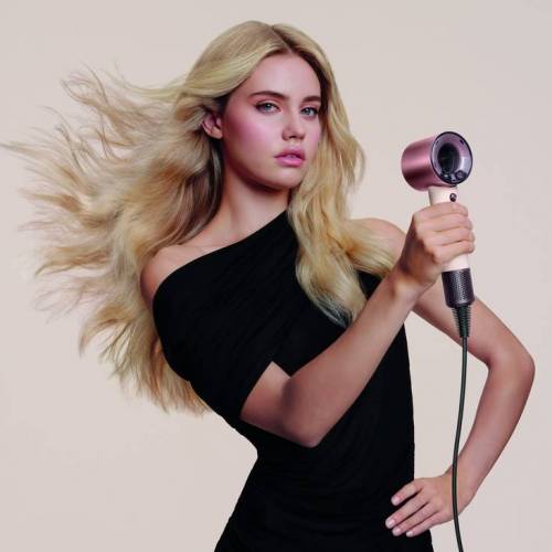 Dyson Supersonic Travel: secador de viaje compacto y ligero sin renunciar a potencia ni cuidado del cabello