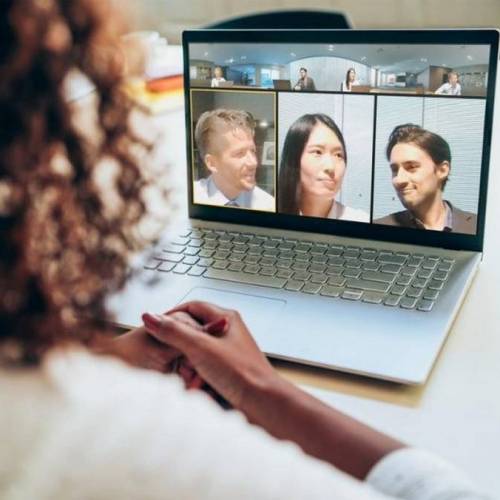 Ricoh Meeting 360 V2: la sala de reuniones cabe en un cilindro de 27,2 cm con 360 grados de visión, 6 m de captación de voz y tres altavoces de 8 w – Review del Gadget Lab