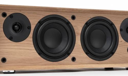 Vulkkano T50 ARC: HDMI ARC, Bluetooth y diseño retro en un altavoz de sobremesa que quiere simplificar tu salón